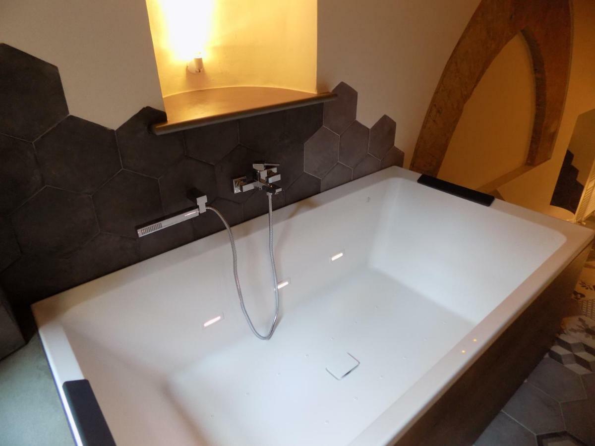 Luxury Suite Apartment Angiolieri Siena Esterno foto
